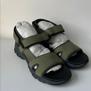 Bass Olive Green Men's Outdoor Sandals with Adjustable Straps - 9.5